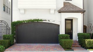 1 Wayne Dalton 40 Series