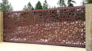 Commercial gate with unique design