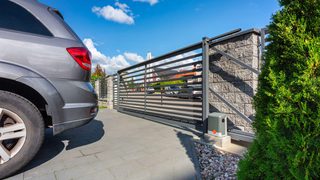 Automatic Driveway Gate Min