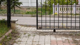 Automatic Slide Gate Stuck Min