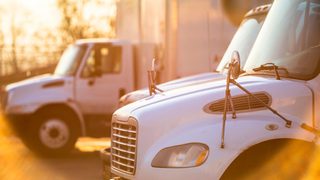 Commercial Trucks Min