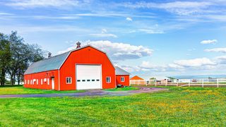 Farm Ranch Red Barn Min