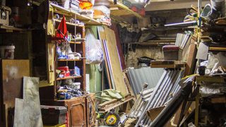 Messy Overstuffed Garage Min