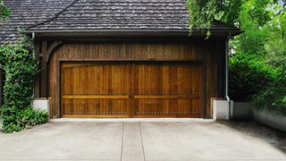 Wayne Dalton Custom Wood Min