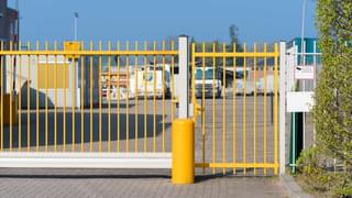 Yellow Commercial Gate Min