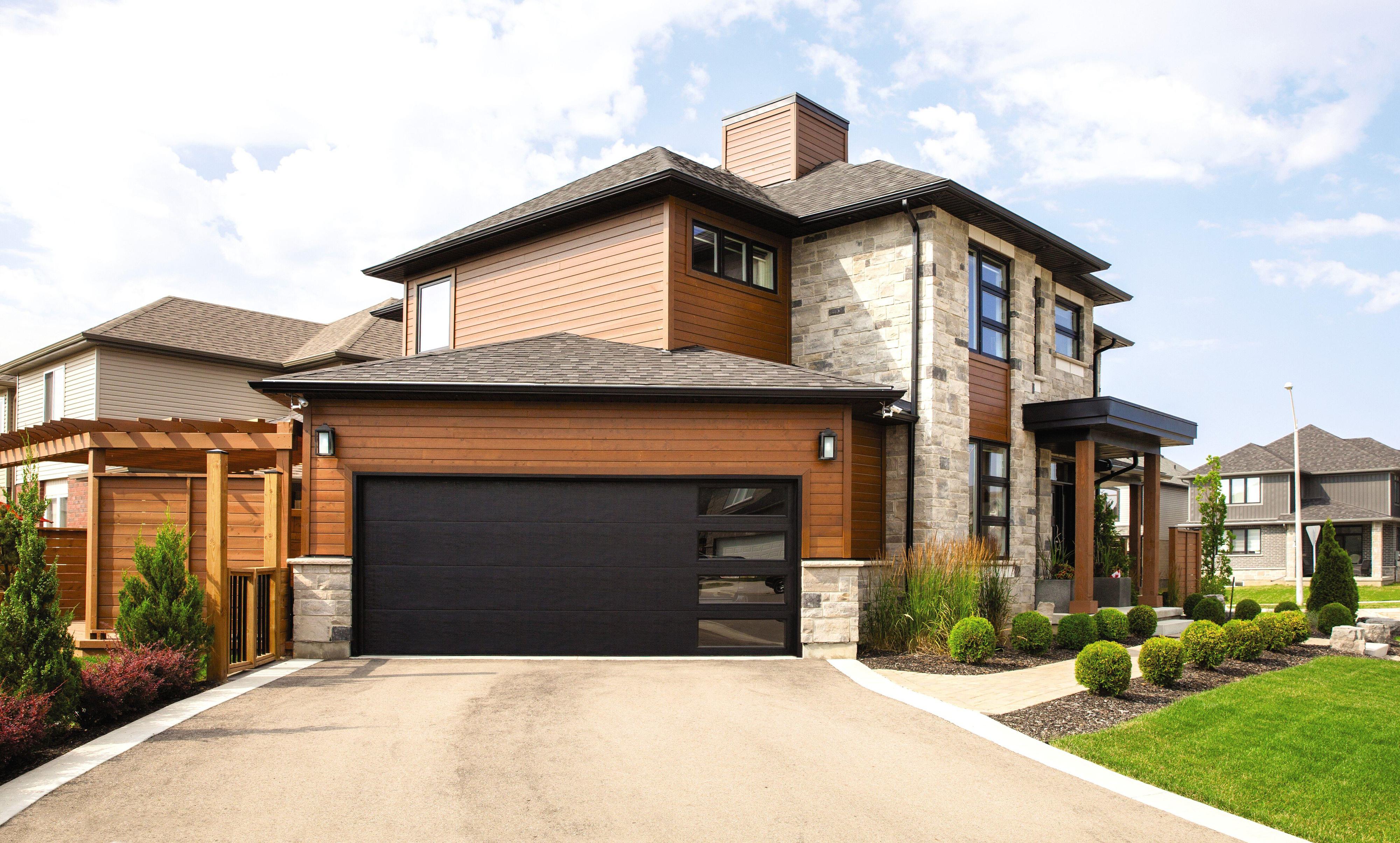 Contemporary-RD-8300-Contemporary-Black-Clear-lll-Vertical_191017_100227.jpeg?mtime=20191017100227#asset:14808