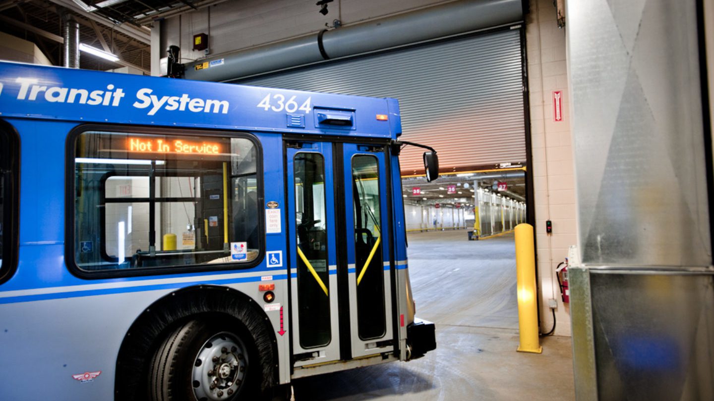 High Performance Overhead Doors 03 High Performance Overhead Doors 03