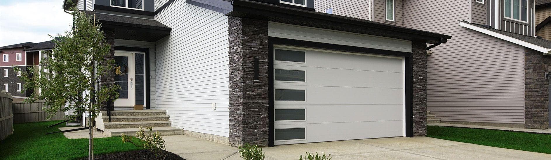 Steel-garage-door.jpeg?mtime=20200220123457#asset:16534