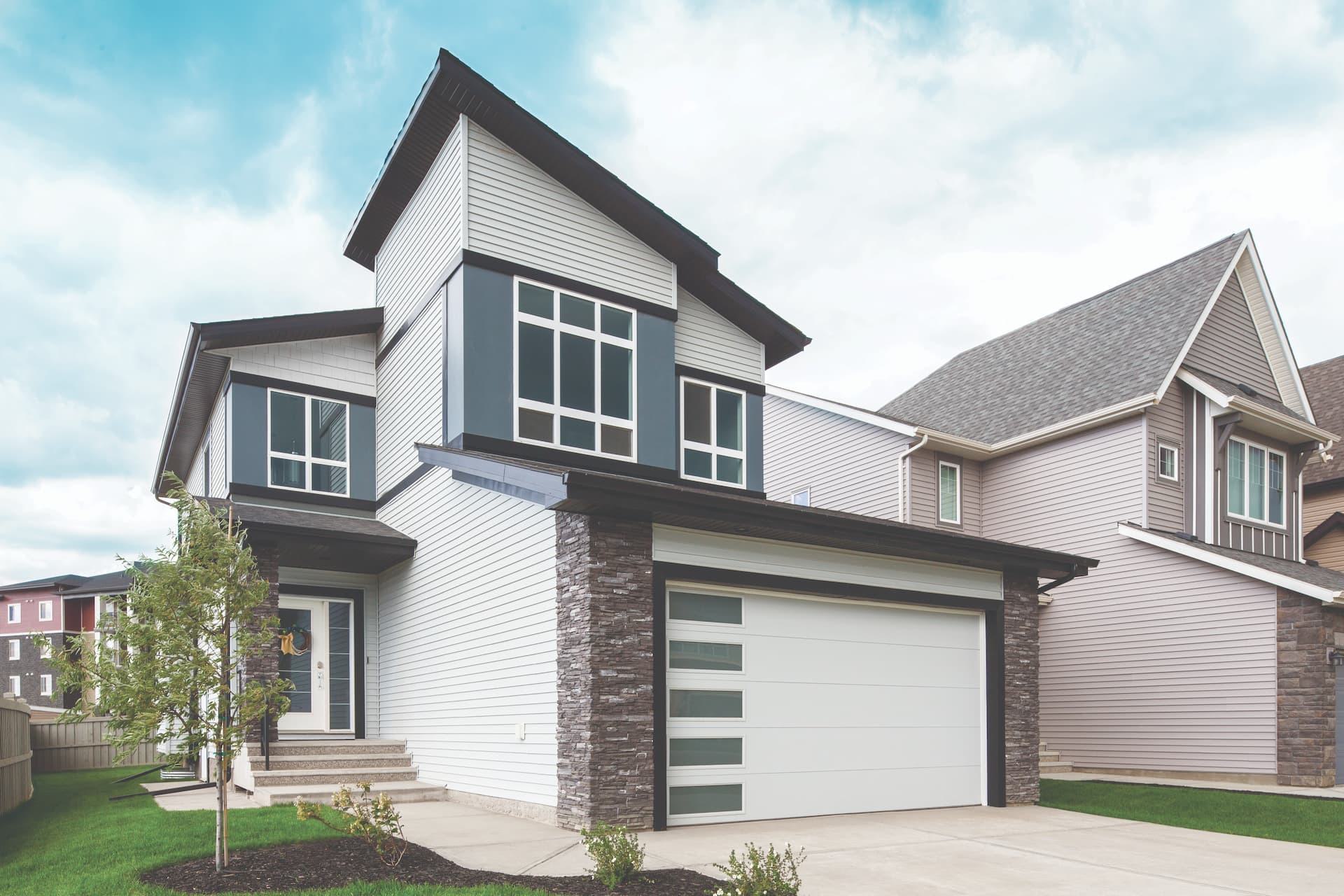 Wayne Dalton 9605 classic steel garage door