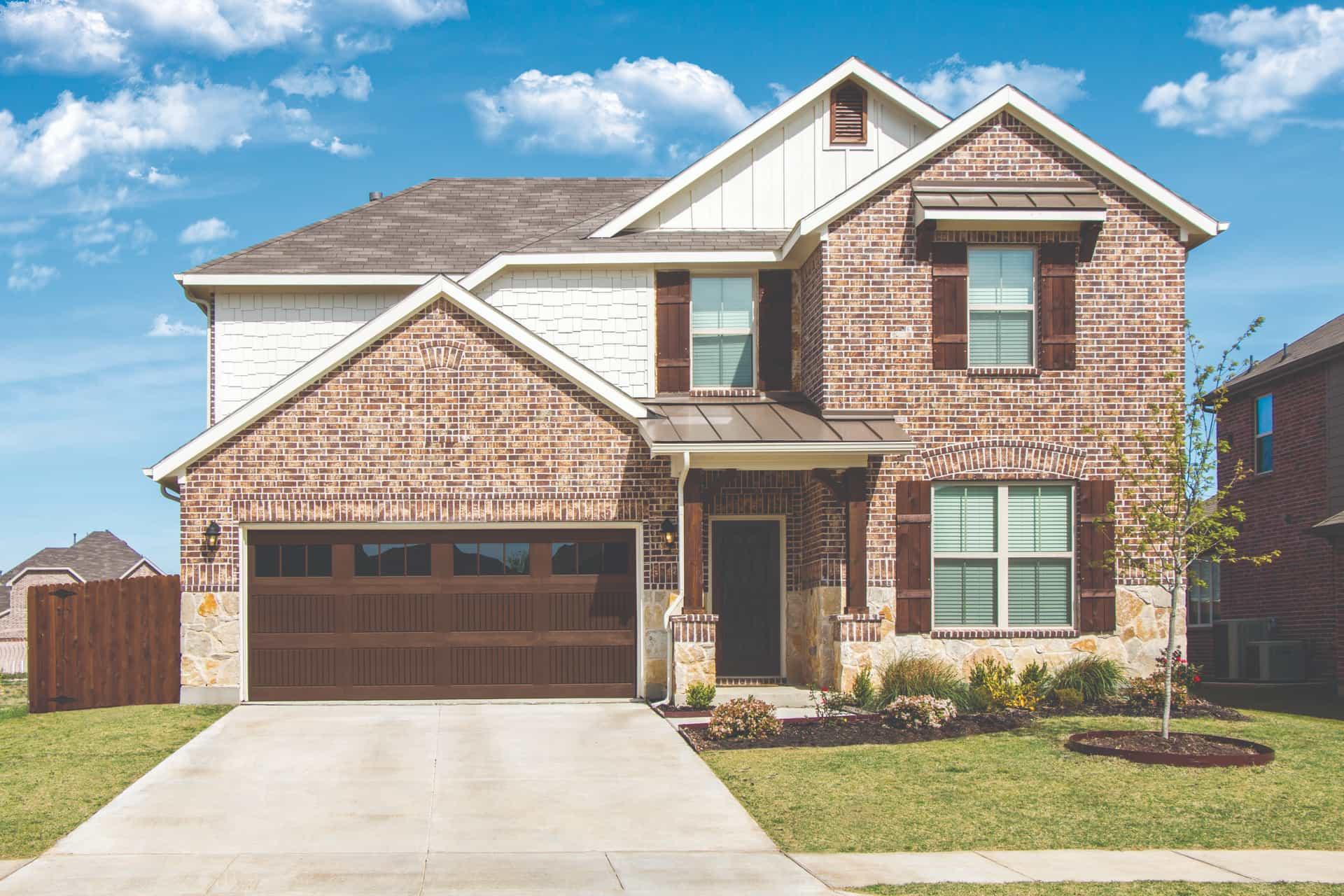 Wayne Dalton Model 8680 designer fibreglass door