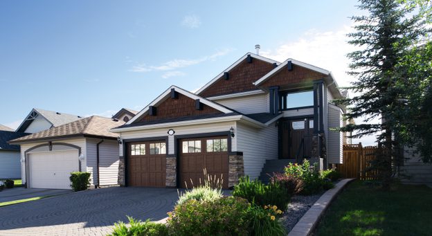 WayneDalton9700MahoganyProvidence.jpg?mtime=20180503083501#asset:8247:c624x341