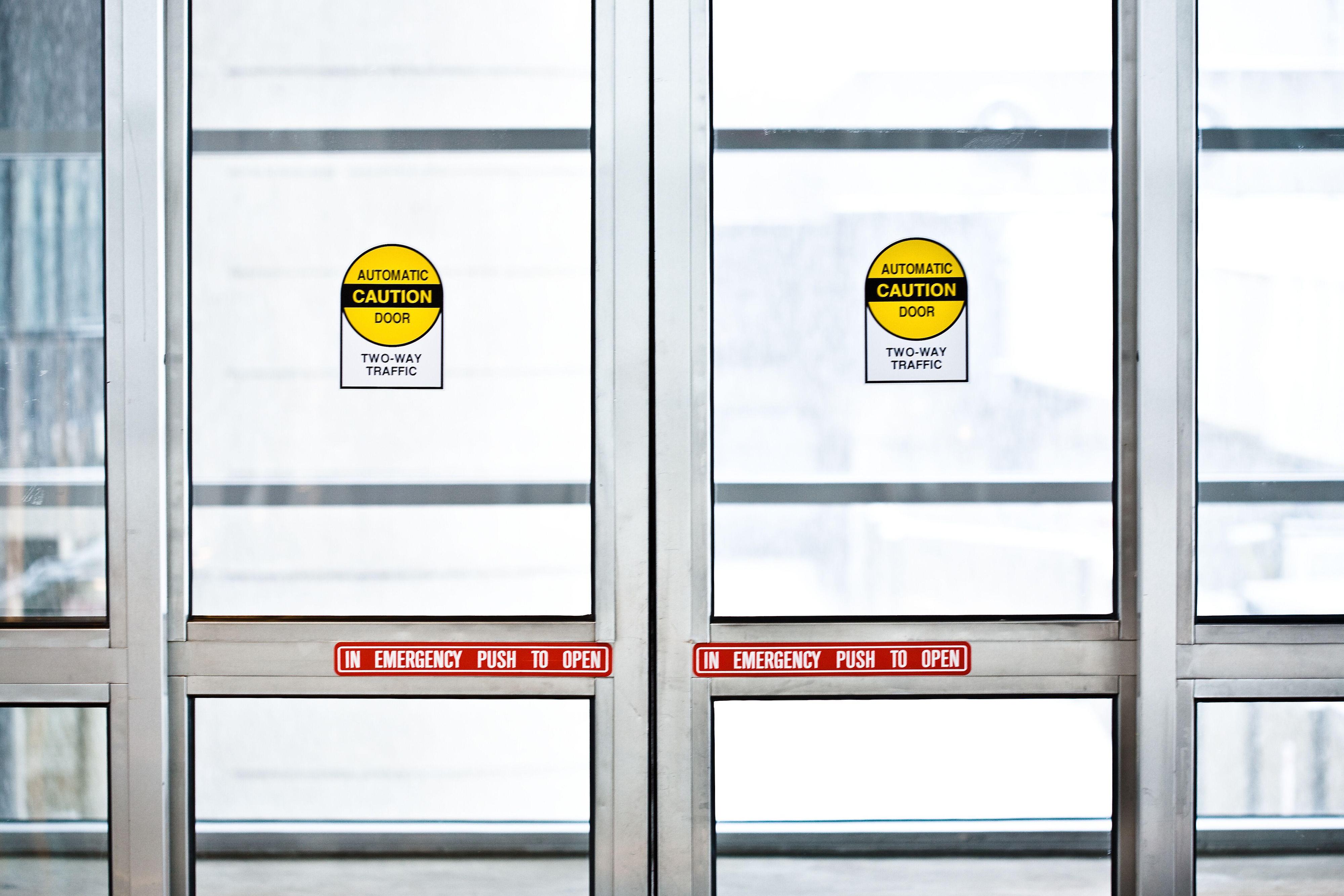 automatic-sliding-doors.jpeg?mtime=20200127084847#asset:16157