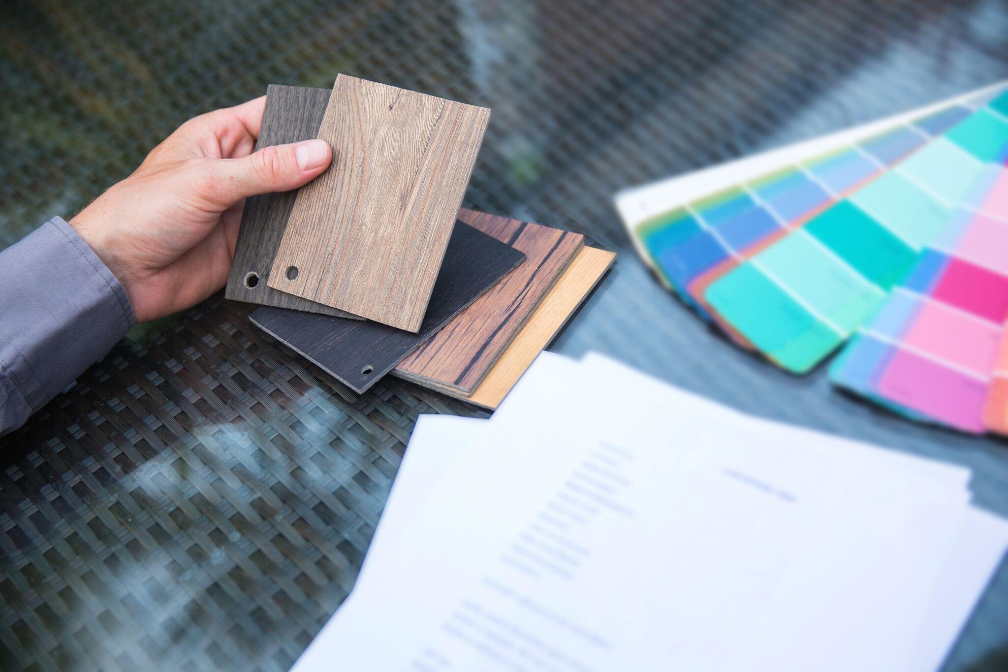 choosing-material-colours.jpeg?mtime=20200220120922#asset:16521