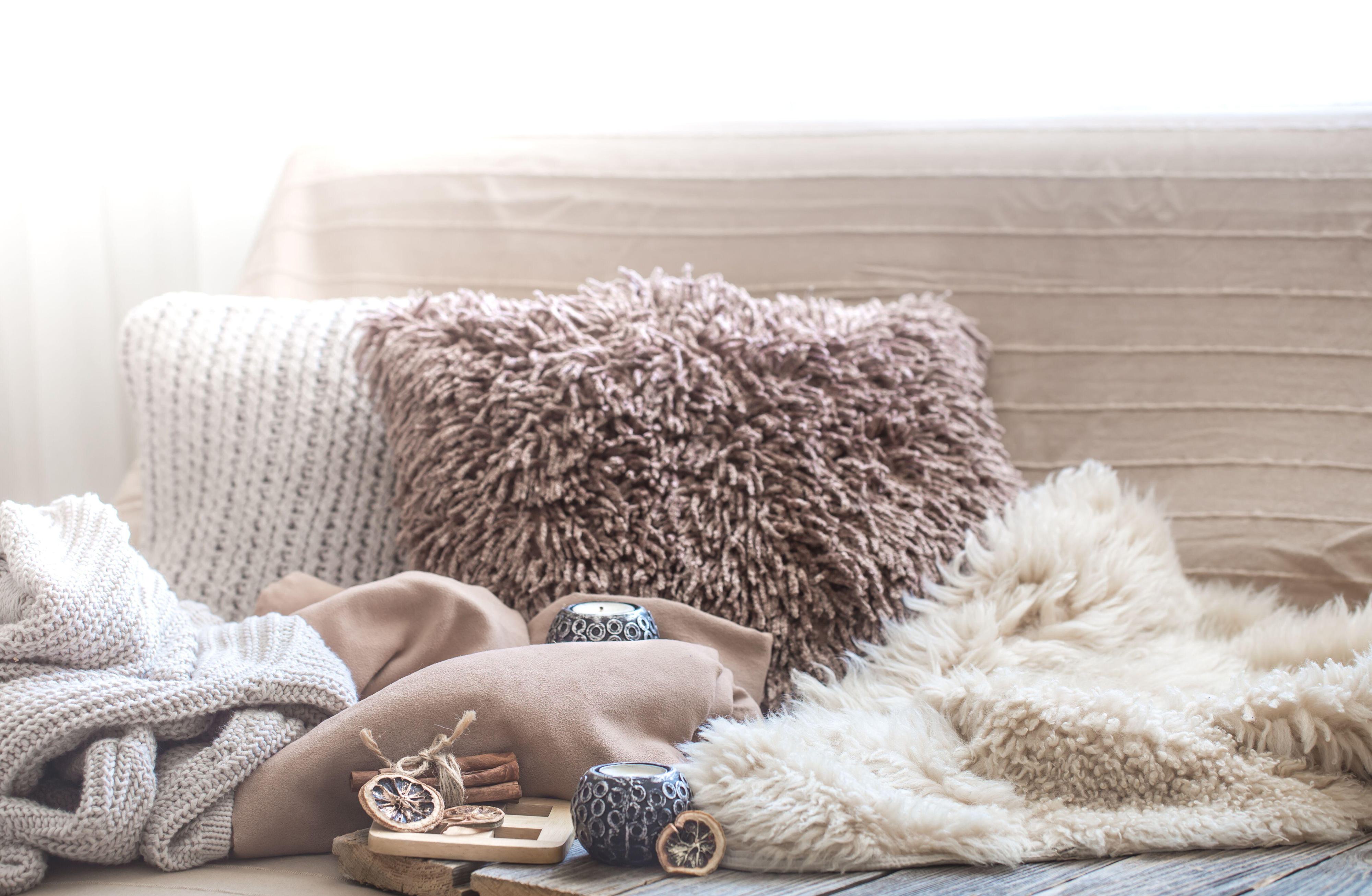 comfort-rugs-cushions.jpeg?mtime=20191204144840#asset:15562