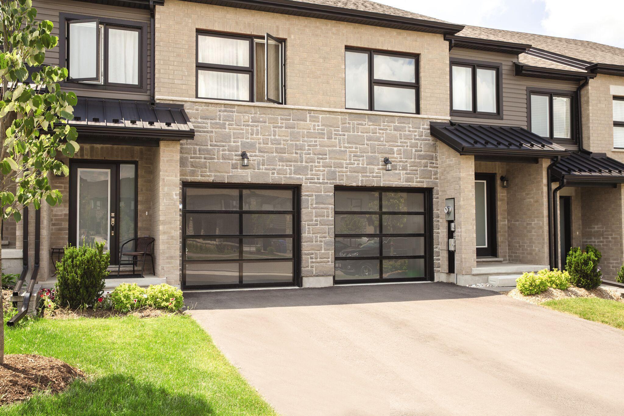 garage-door-maintenance2.jpeg?mtime=20190827124336#asset:14020