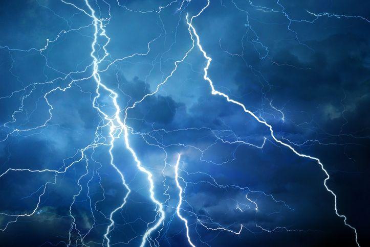 lightning.jpeg?mtime=20200810074216#asset:19145