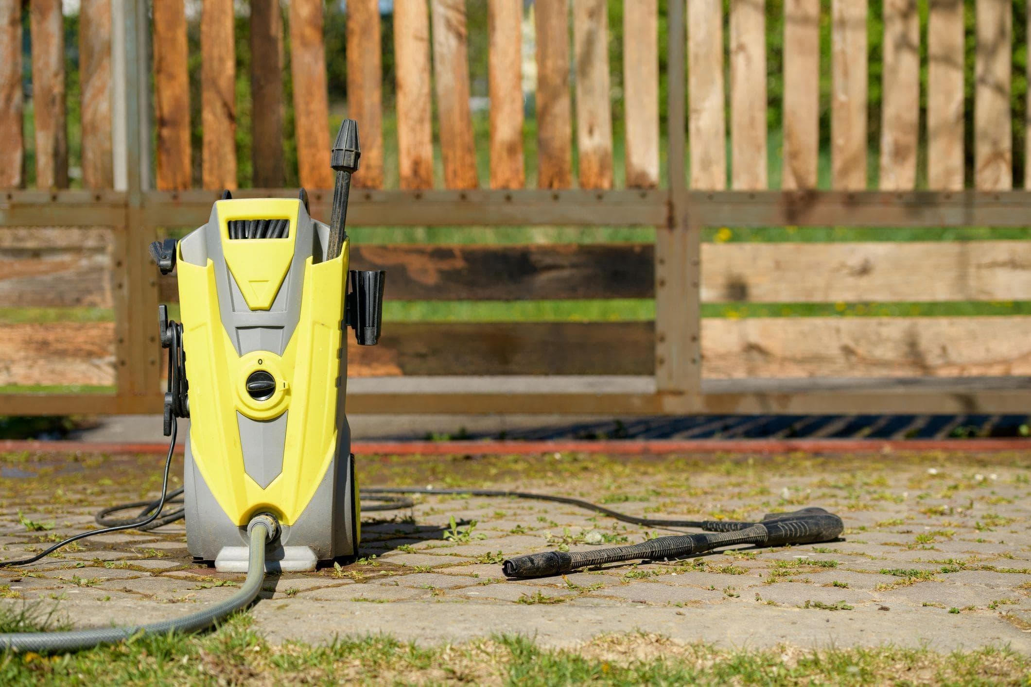 pressure washer for cleaning wood gate