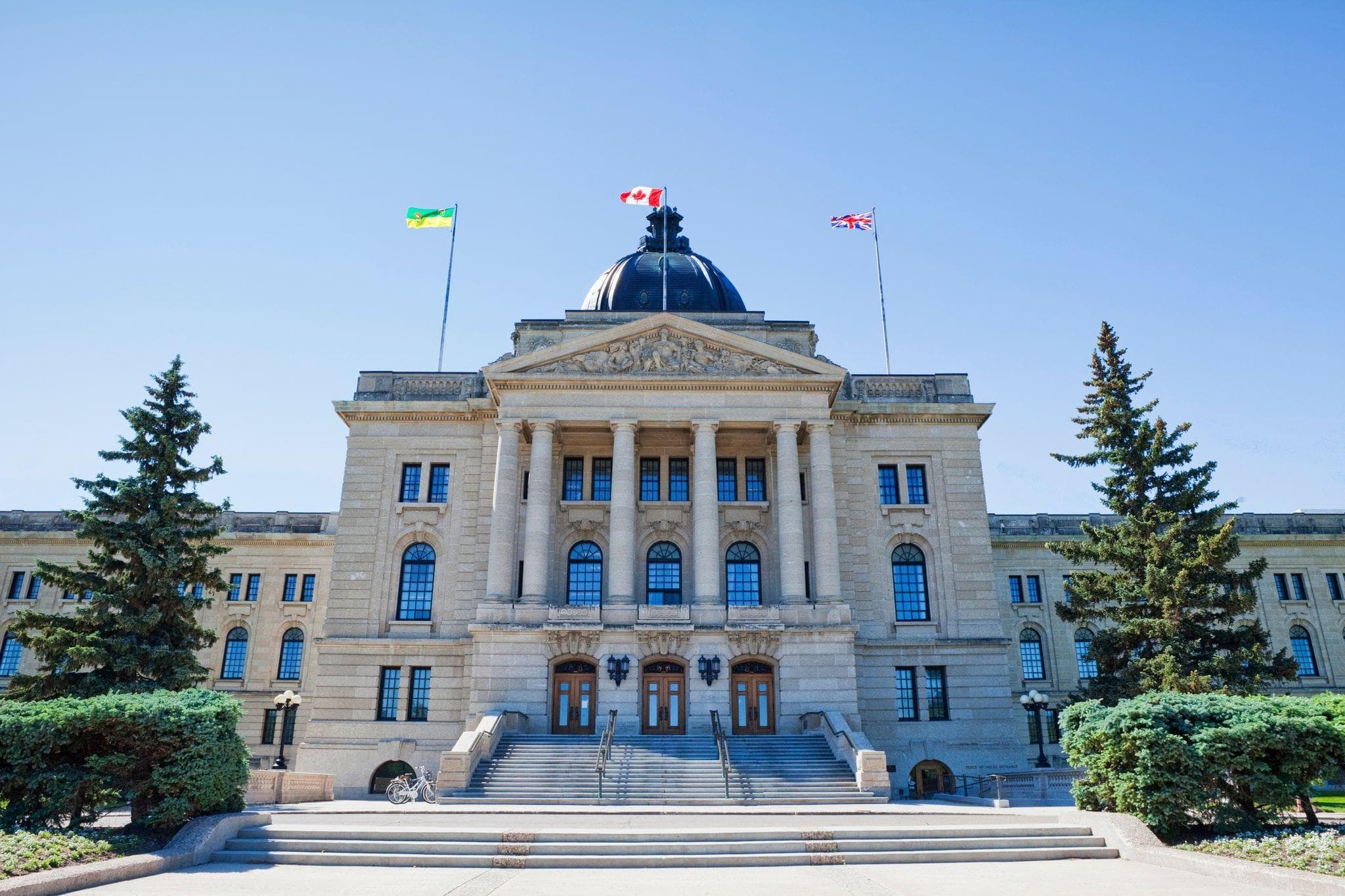 the legislative building in Regina, Saskatchewan