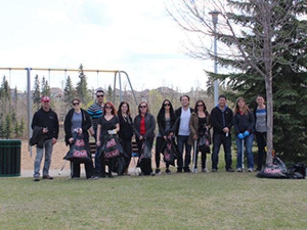 Capital City Clean Up volunteers Capital City Clean Up volunteers