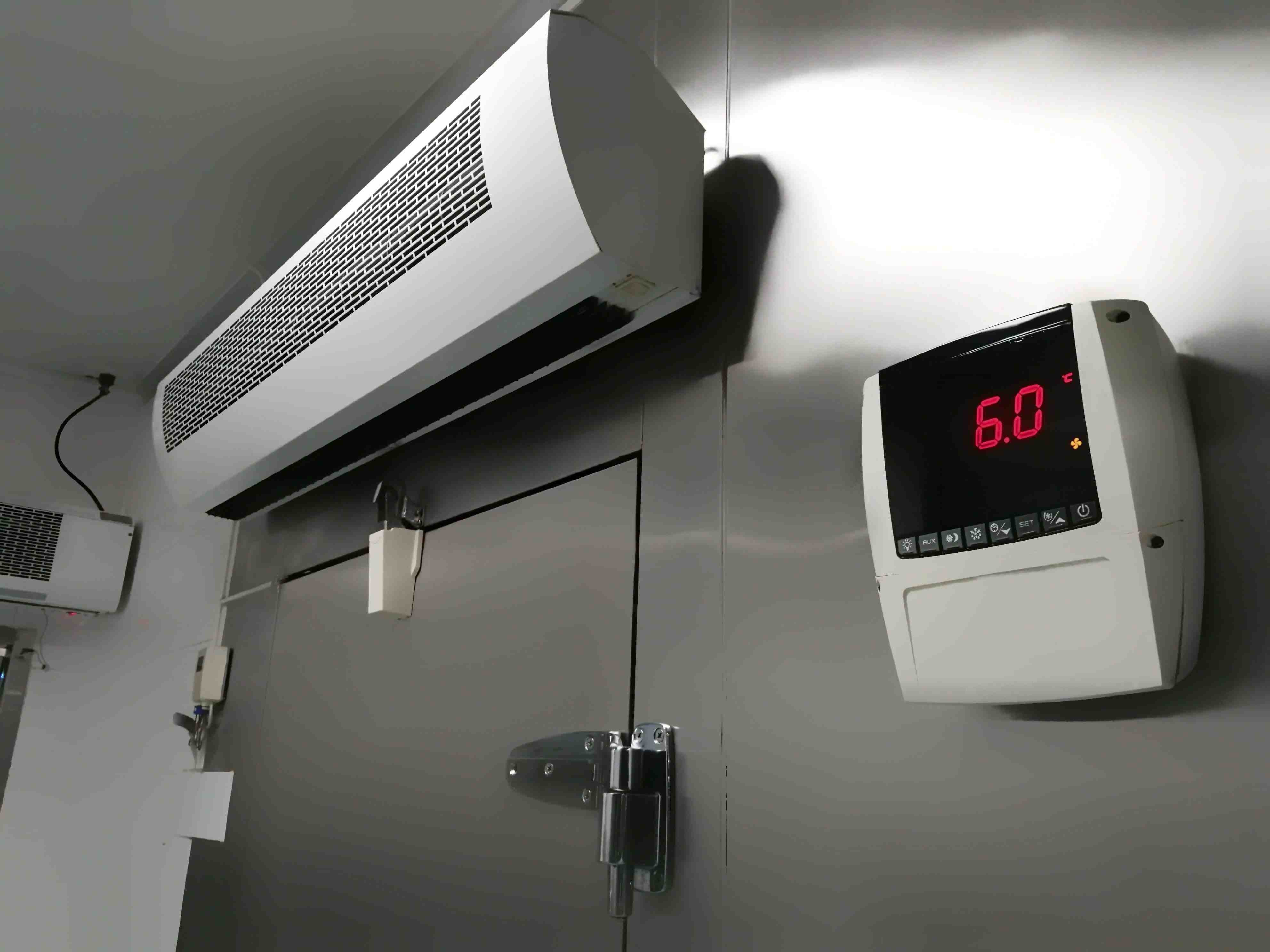 temperature controlled cold storage room 