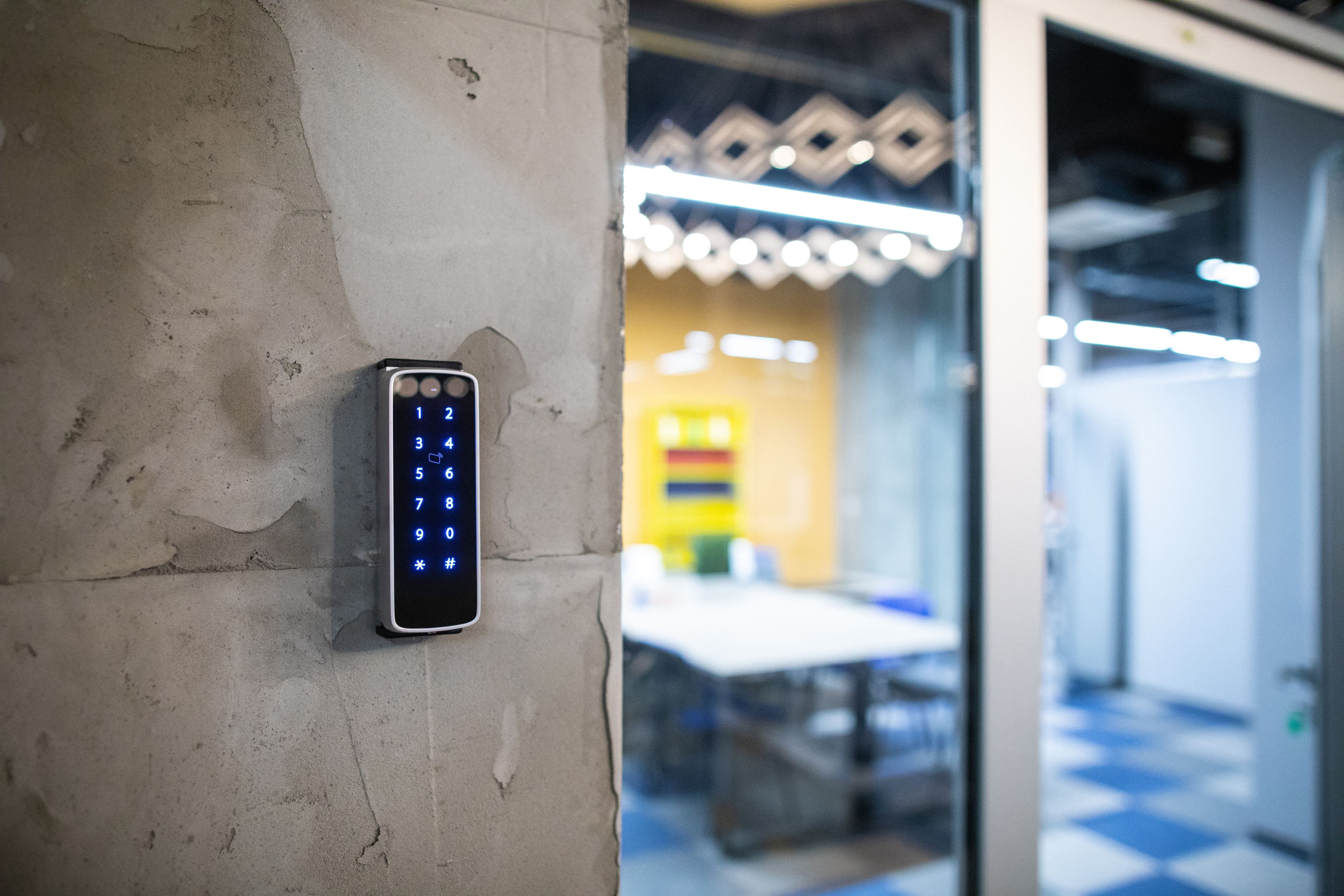 wall mounted digital access control panel