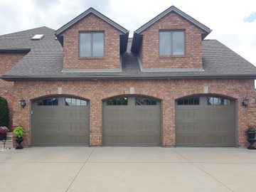 Briarcrest Swing Bronze