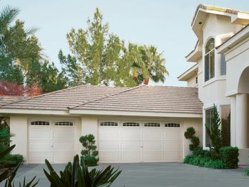 Steel 8000 Cascade garage door