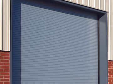 Rolling Service 800 commercial door