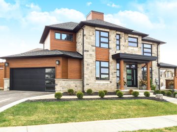 Classic Steel 8300 garage door