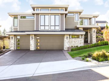 Classic Steel 8300 Contemporary garage door