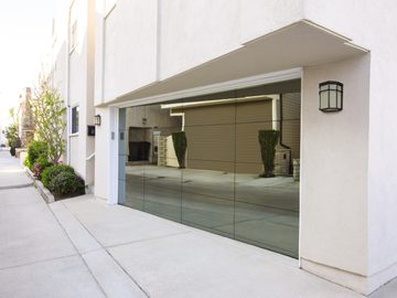 W Rd 8450 Mirrored Gray