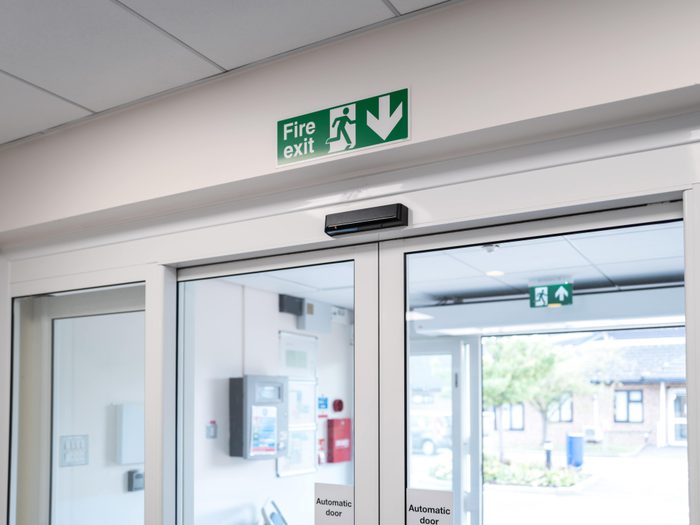 Automatic double sliding doors