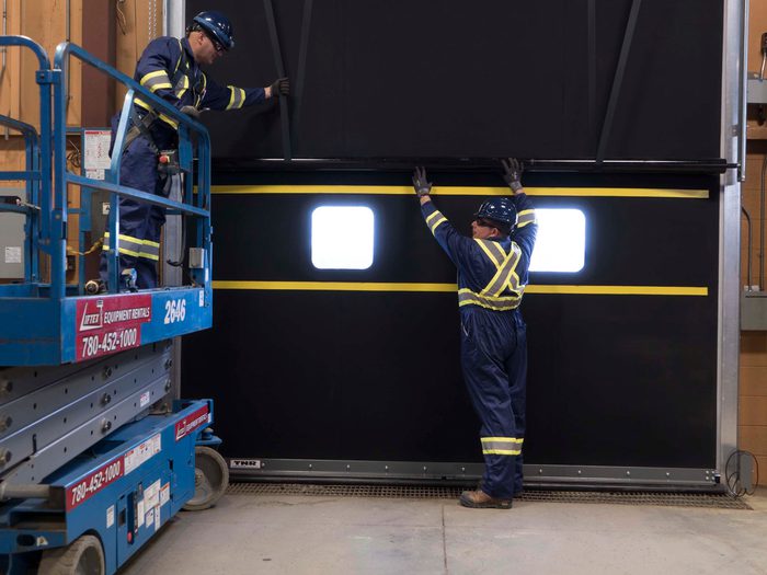 Garage Door Repair Men