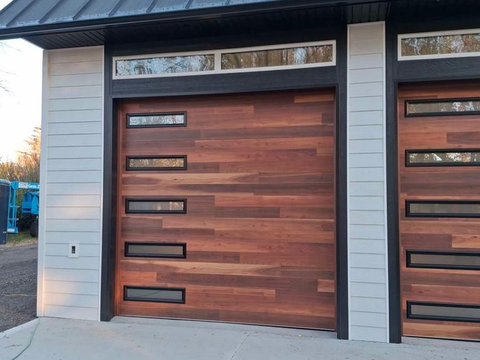 Richards Wilcox Landmark Premium L200 C honey cedar 10 10 garage door