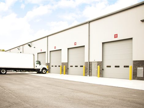 Thermospan 150 commercial door