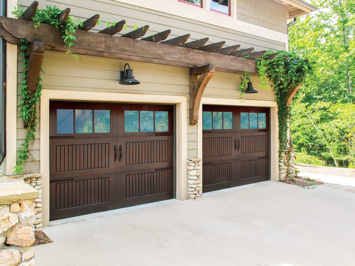 W RD 8680 Sonoma Walnut 6 Lite Sq 2 1201x810 0483ca8