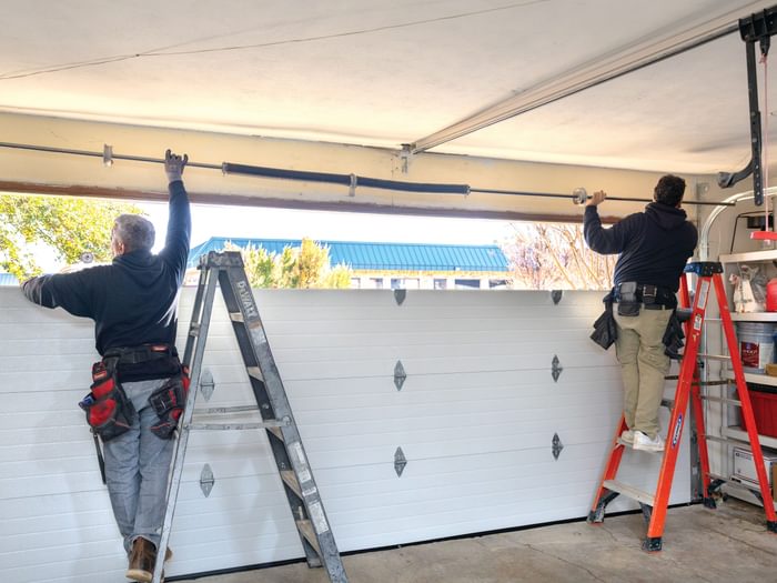 WD 8300 Carbon Oak IV Windows Installation 4 6000x4000 e159a59 min