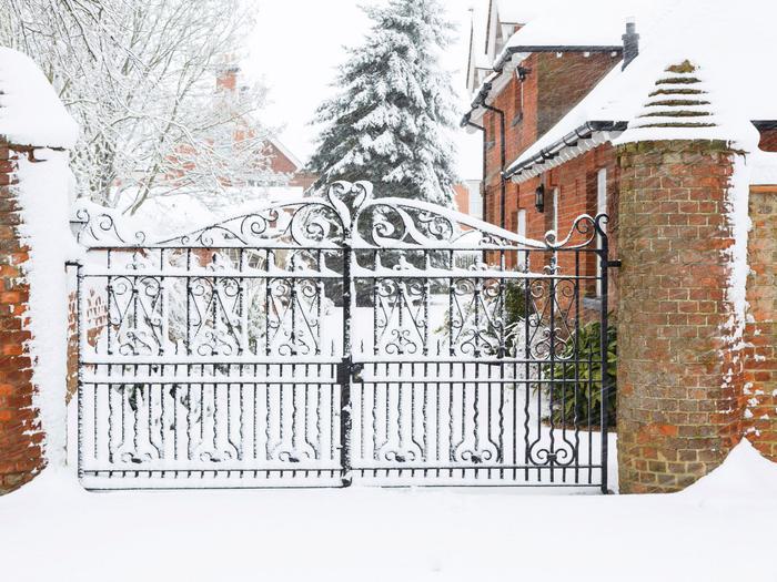 Classic Automatic Gate In Winter Min