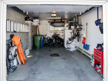 Low clearance garage door