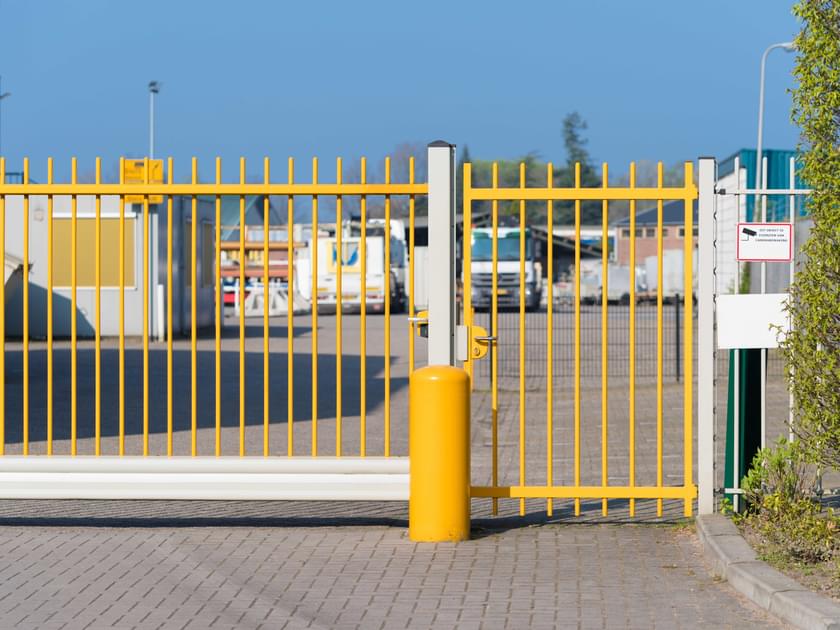 Yellow Commercial Gate Min